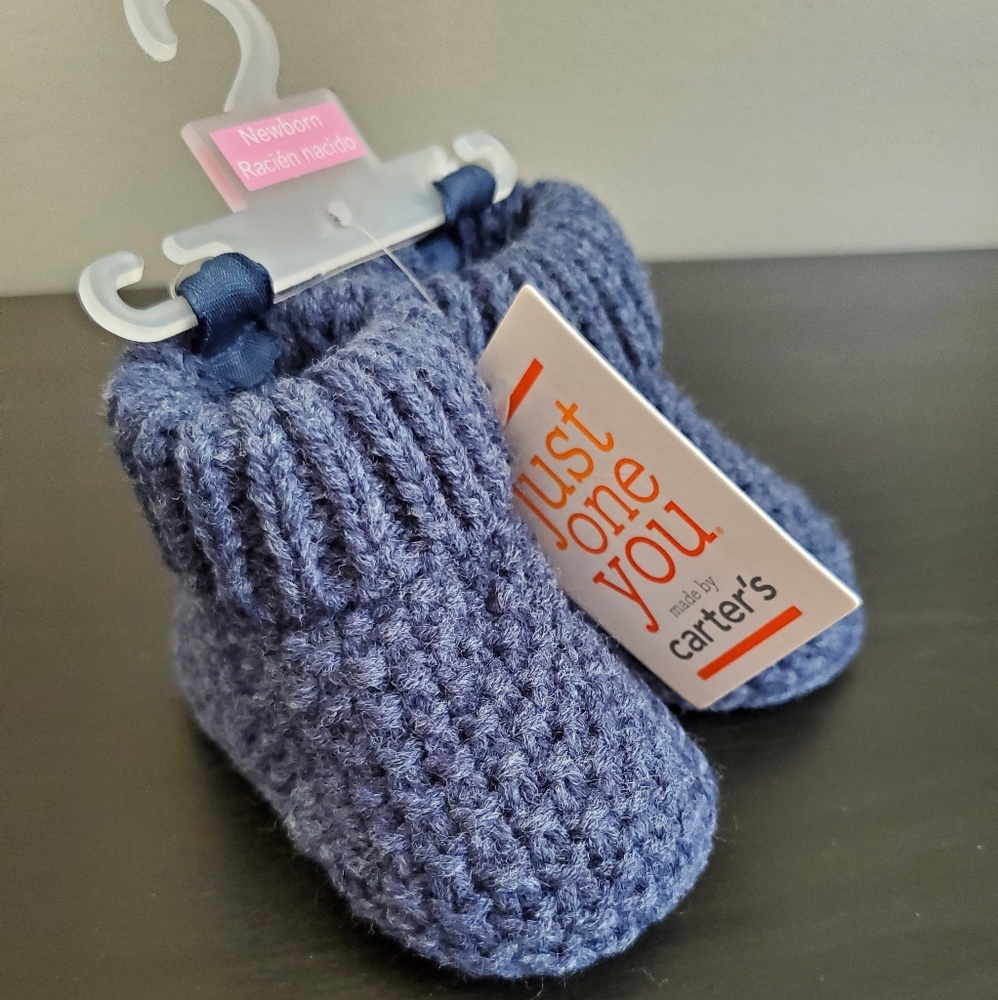 Carters newborn knit booties